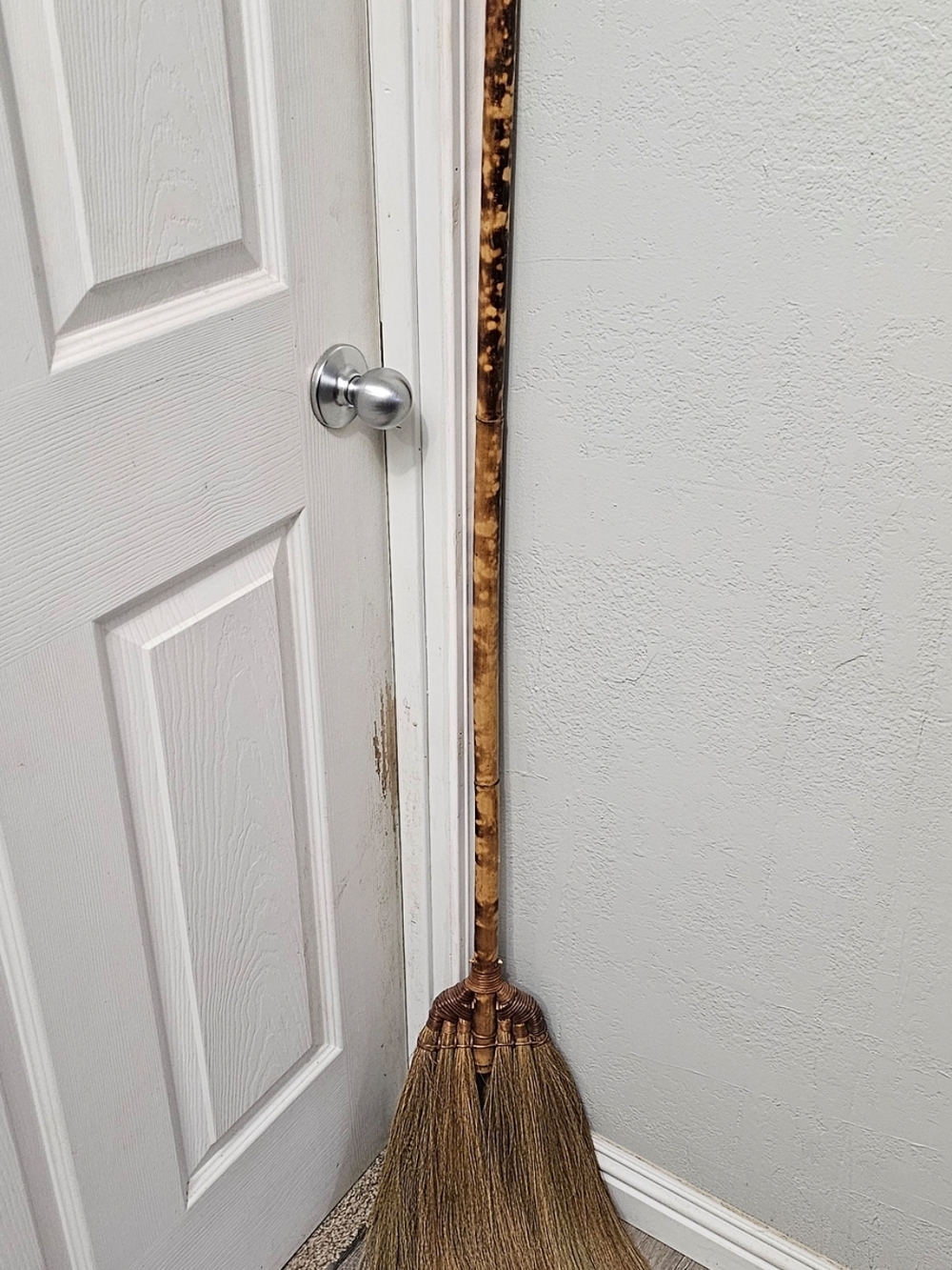 "Primitive" Vintage Broom